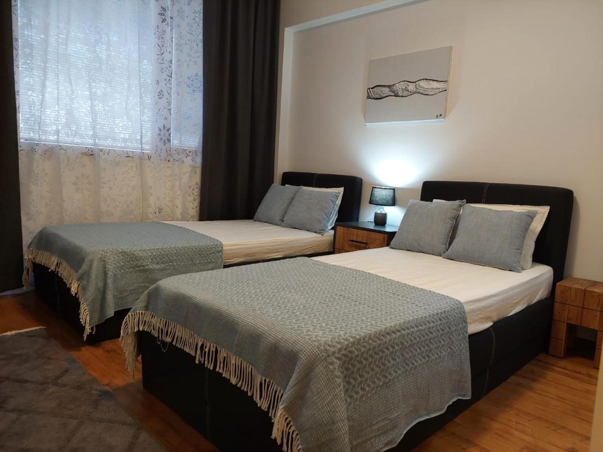Monteverde Ski Lift Apartment Bansko Ngoại thất bức ảnh